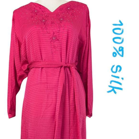 Vintage Embroidered Pure Silk Fuchsia Pink Midi Dress - Picture 3 of 17